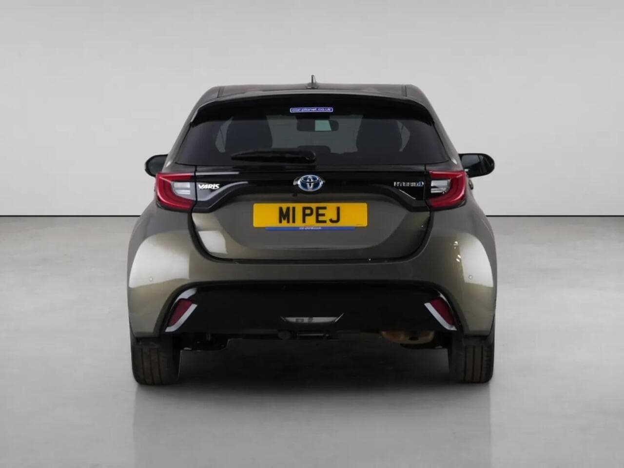 Toyota Yaris thumbnail Rear