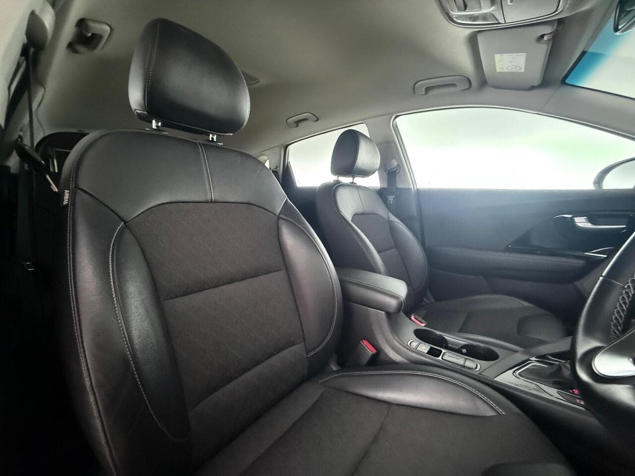 Kia Niro thumbnail Seat Driver
