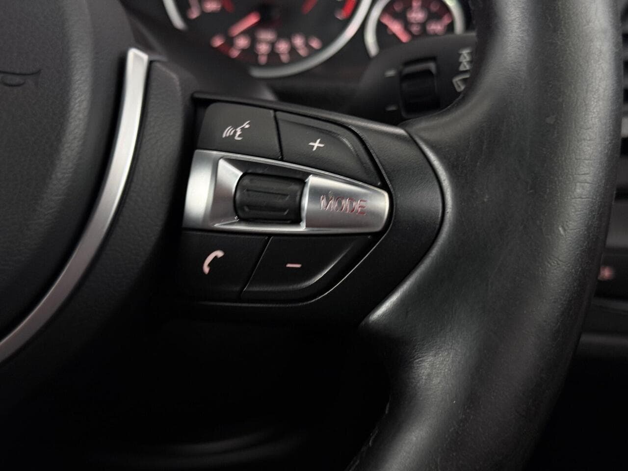 BMW 3 Series thumbnail Misc Controls