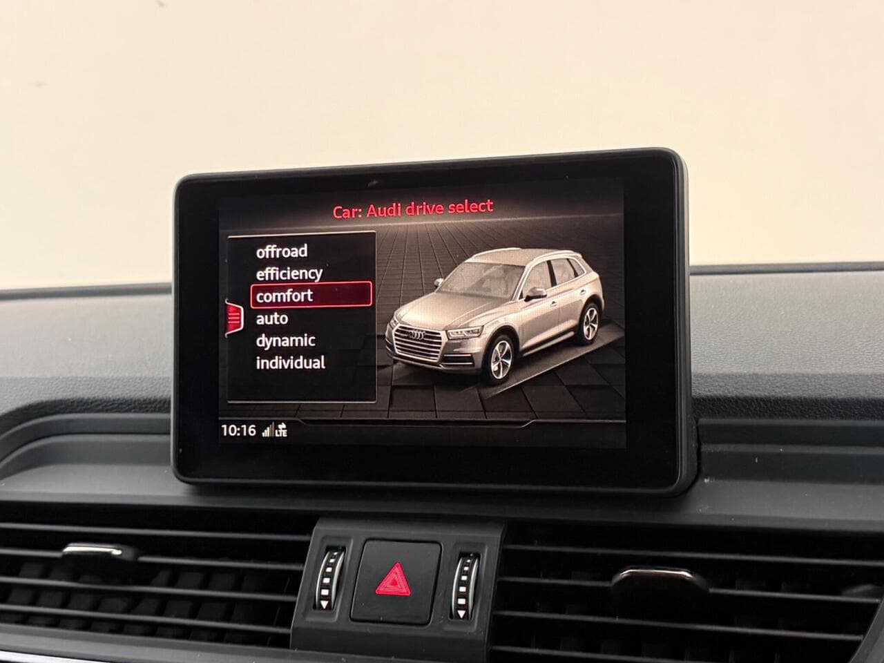 Audi Q5 thumbnail Infotainment System