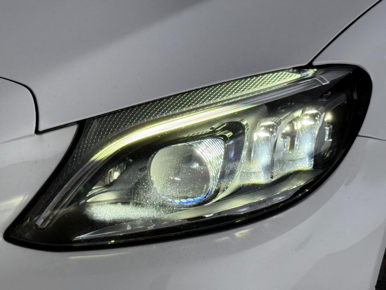 Mercedes-Benz C Class thumbnail Lights Front