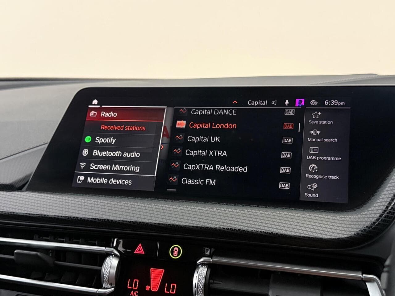 BMW 1 Series thumbnail Infotainment System
