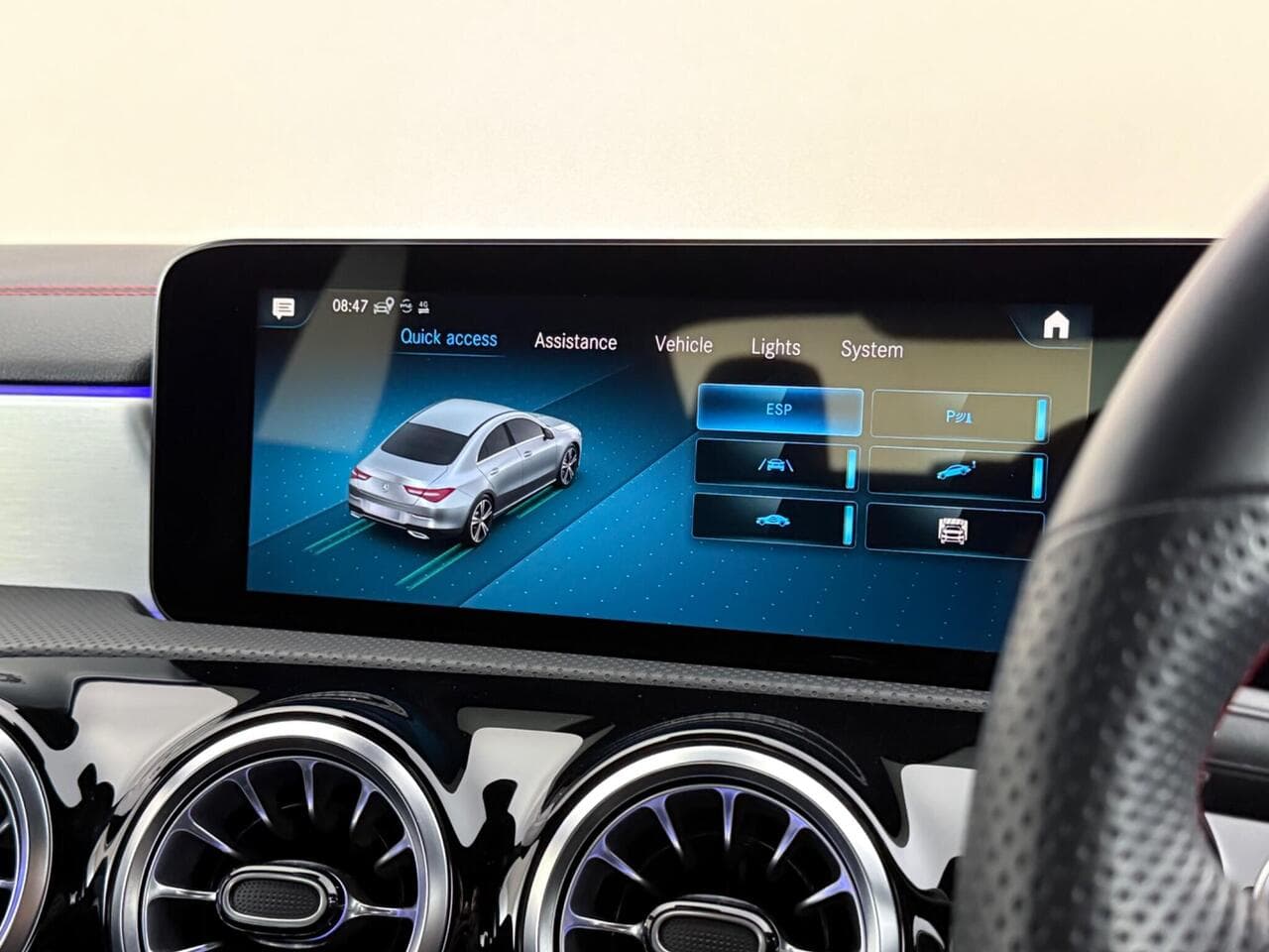 Mercedes-Benz CLA thumbnail Infotainment System