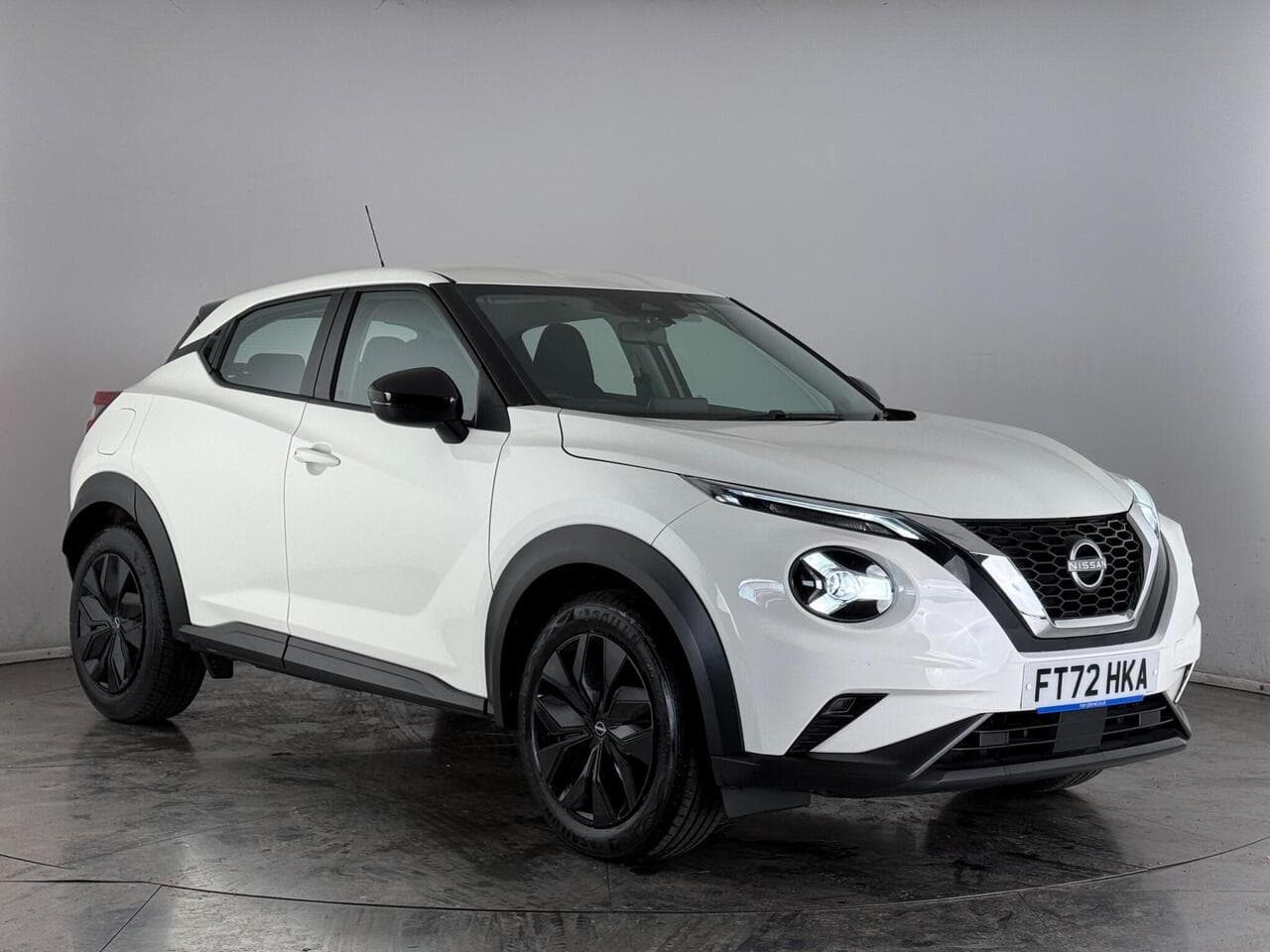 Nissan Juke - Nissan Juke 1.0 DIG-T Acenta Euro 6 (s/s) 5dr
