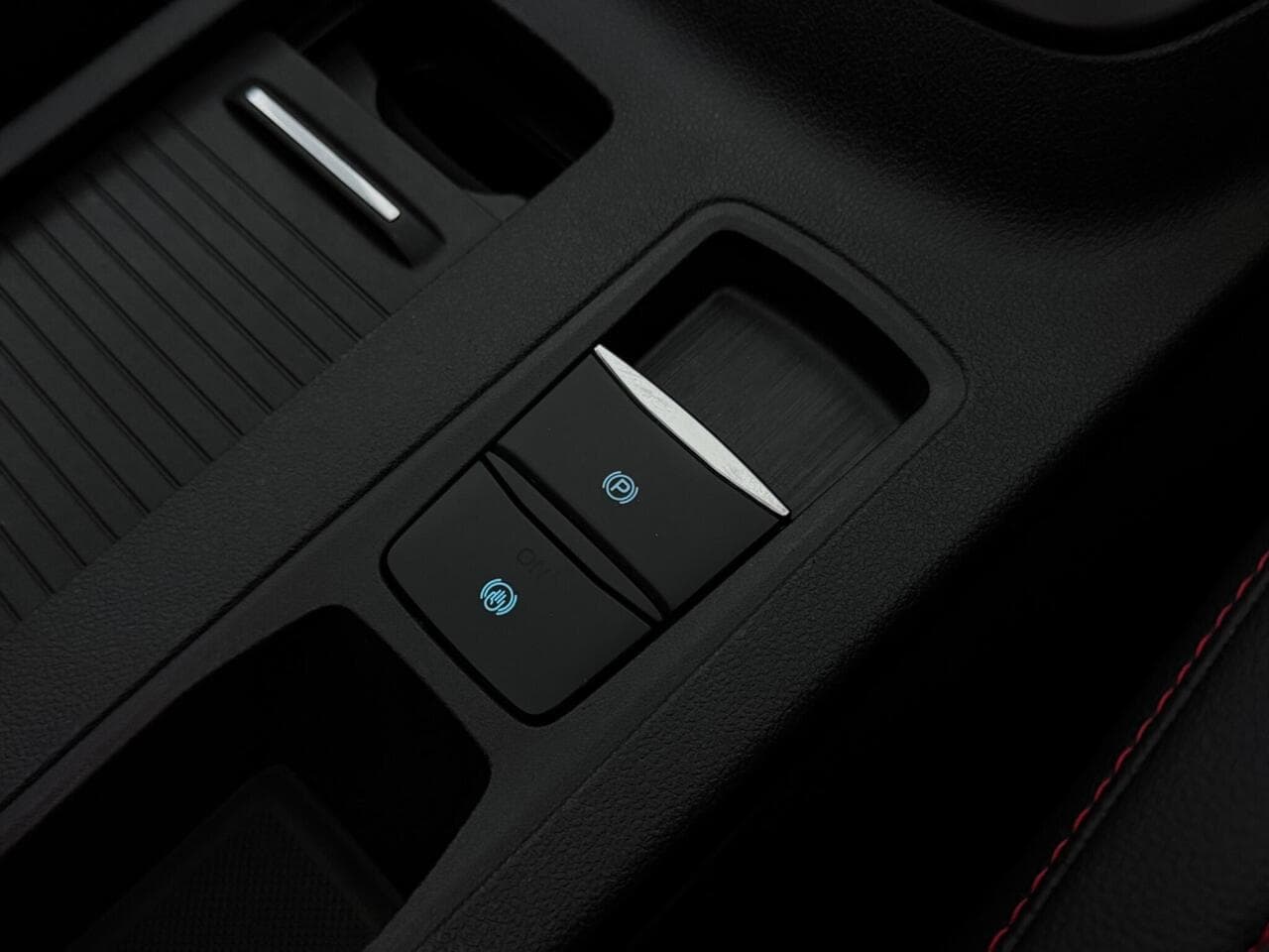 Ford Kuga thumbnail Misc Controls