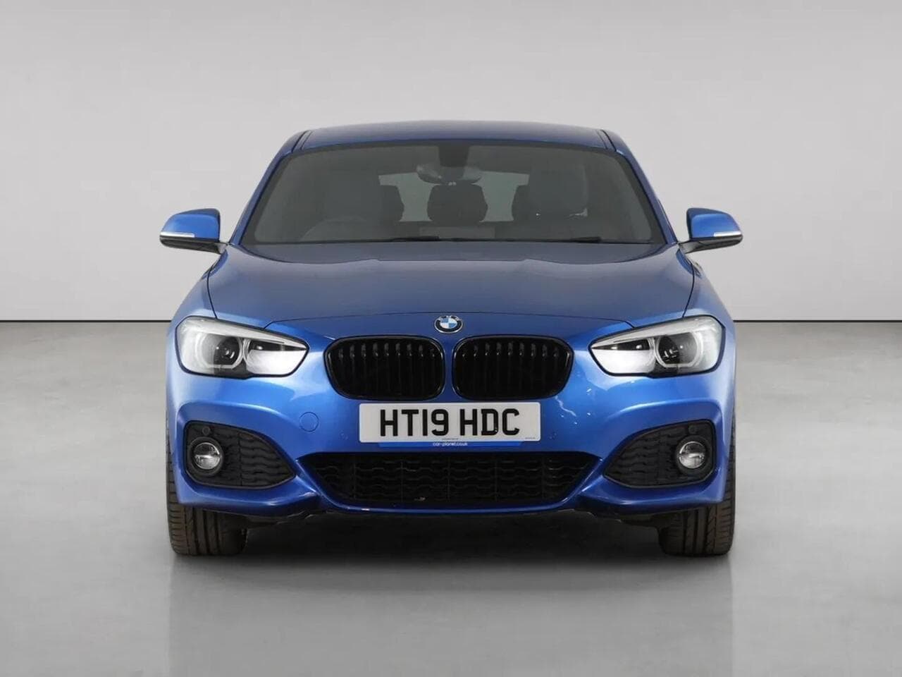 BMW 1 Series thumbnail Front