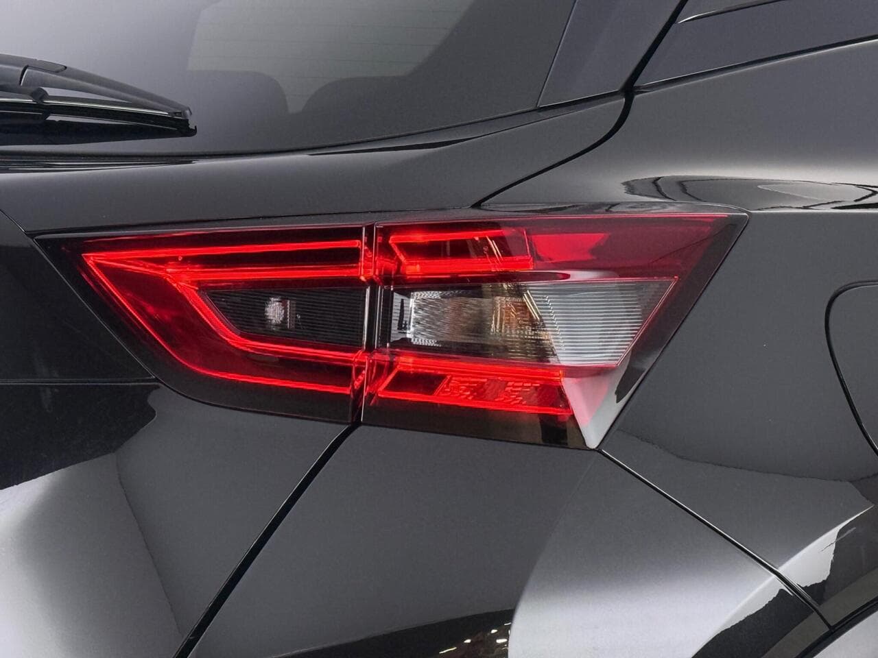 Nissan Juke thumbnail Lights Rear