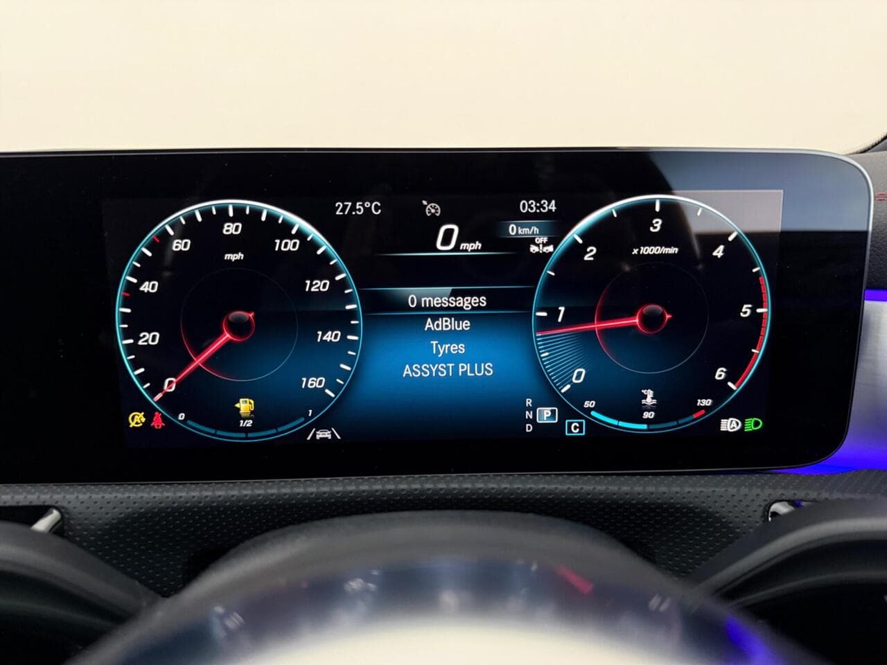 Mercedes-Benz CLA thumbnail Driver Instruments