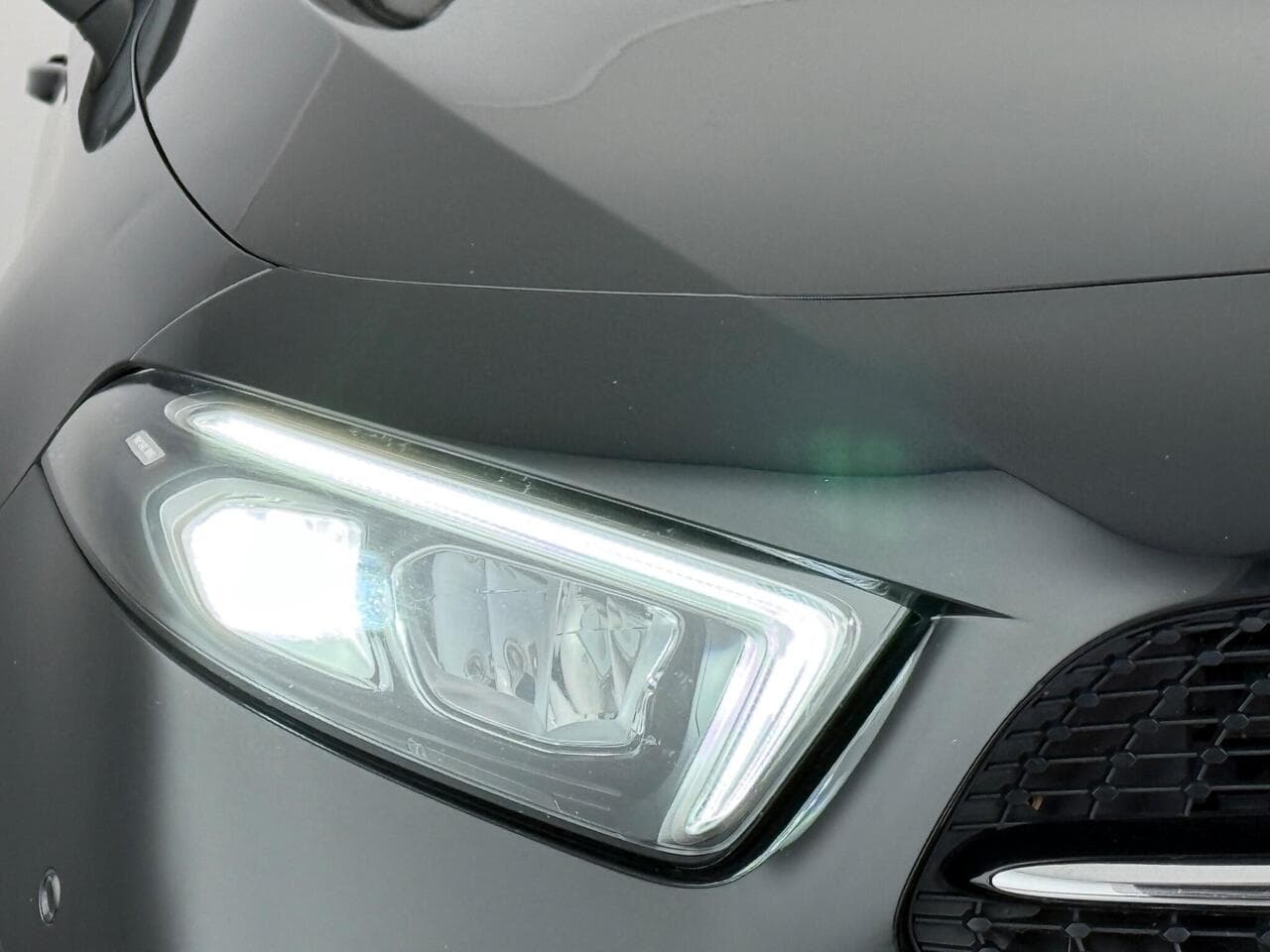 Mercedes-Benz A Class thumbnail Lights Front