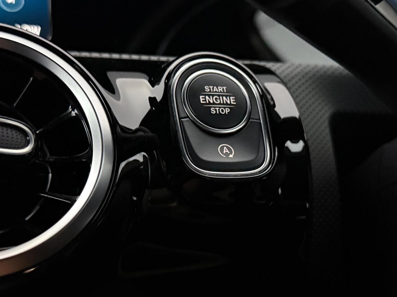 Mercedes-Benz A Class thumbnail Misc Controls