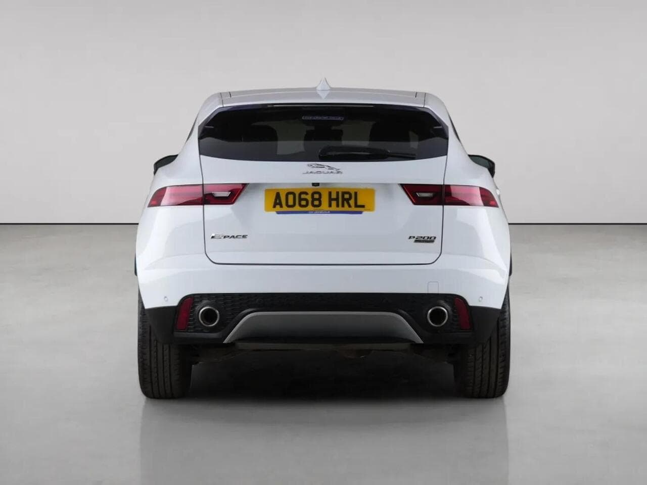 Jaguar E-PACE thumbnail Rear