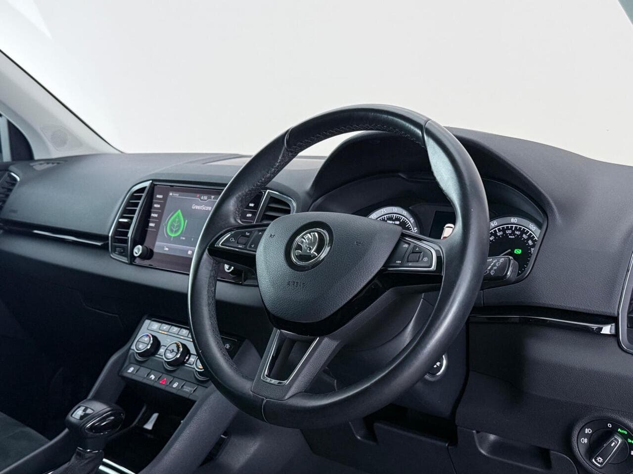 Skoda Karoq thumbnail Interior Front