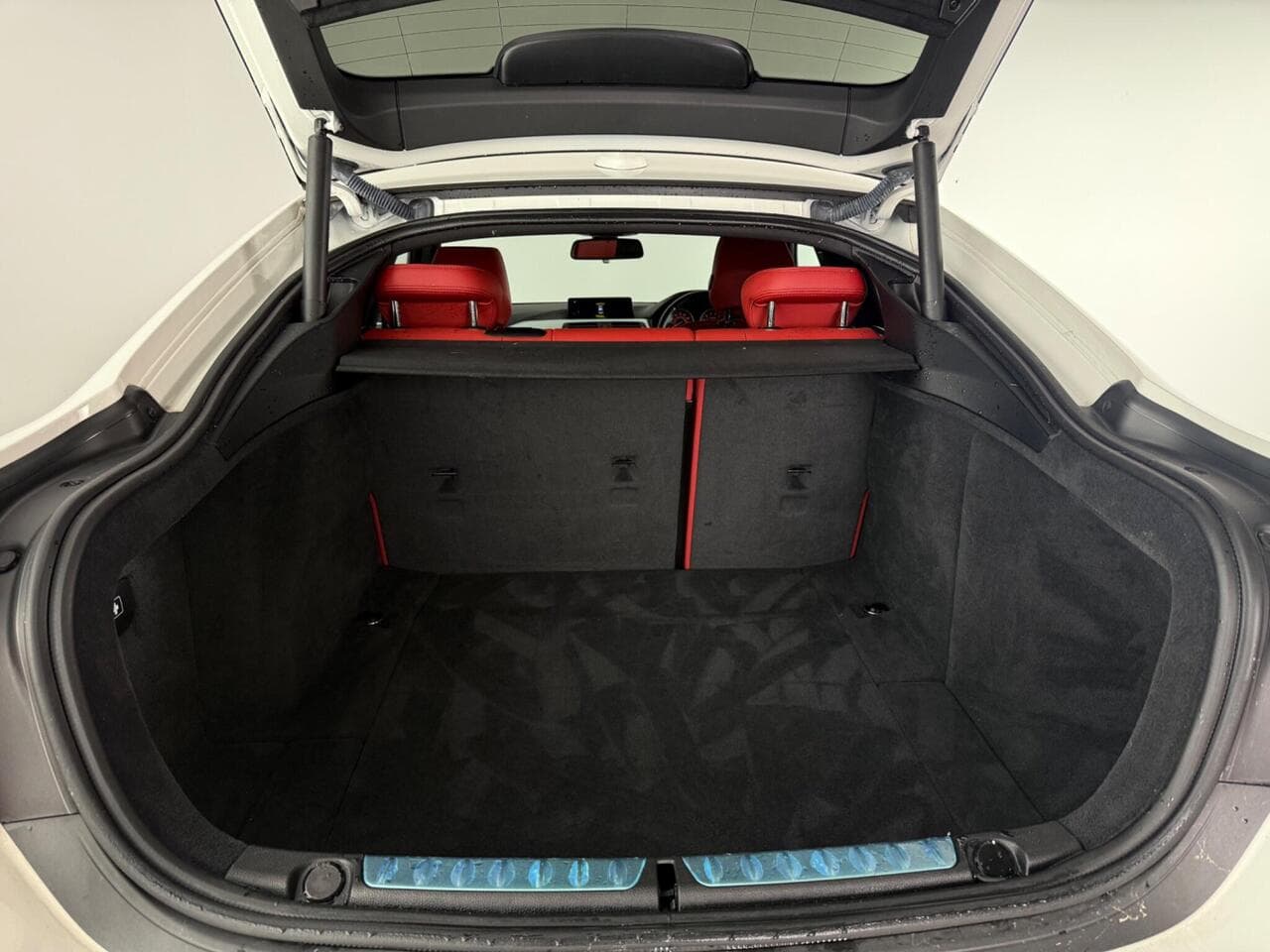 BMW 4 Series Gran Coupe thumbnail Boot