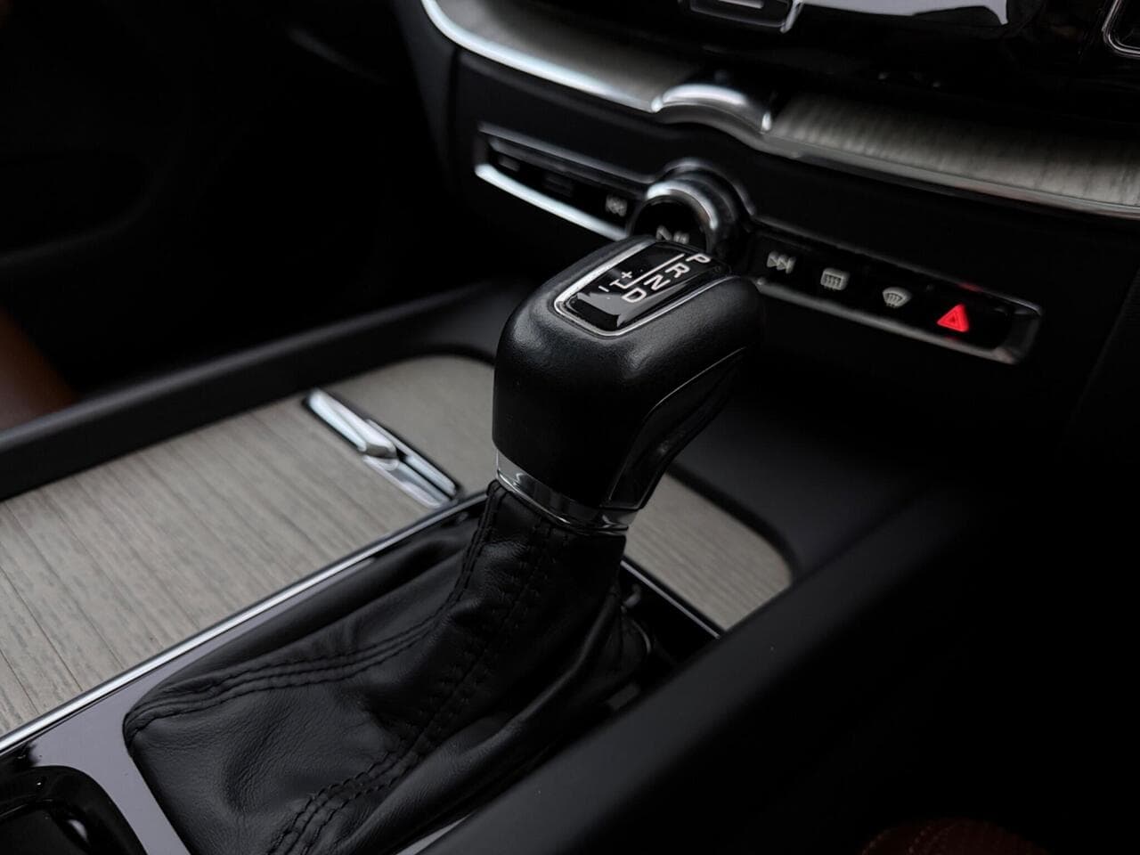 Volvo XC60 thumbnail Interior Front