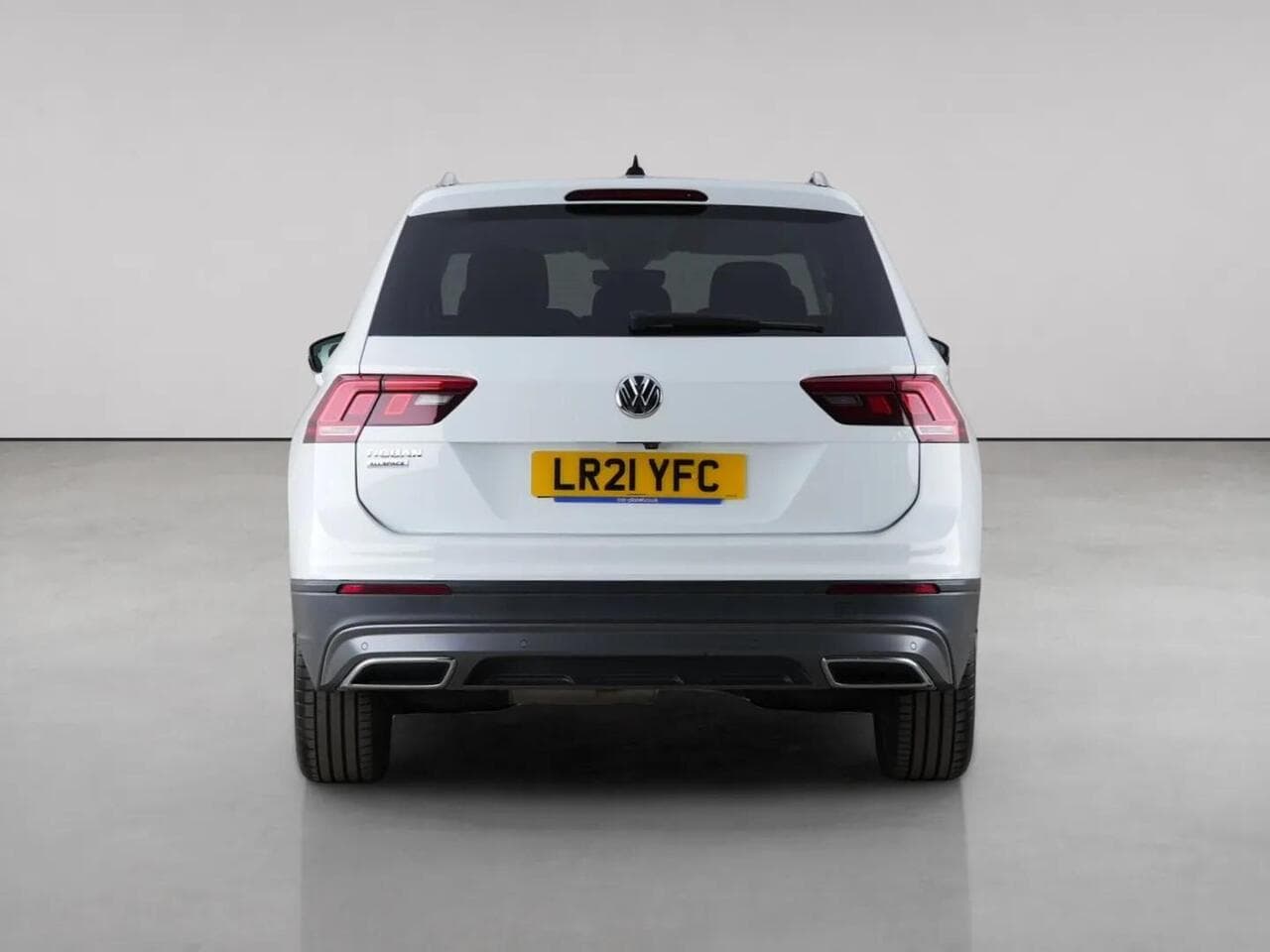 Volkswagen Tiguan Allspace thumbnail Rear
