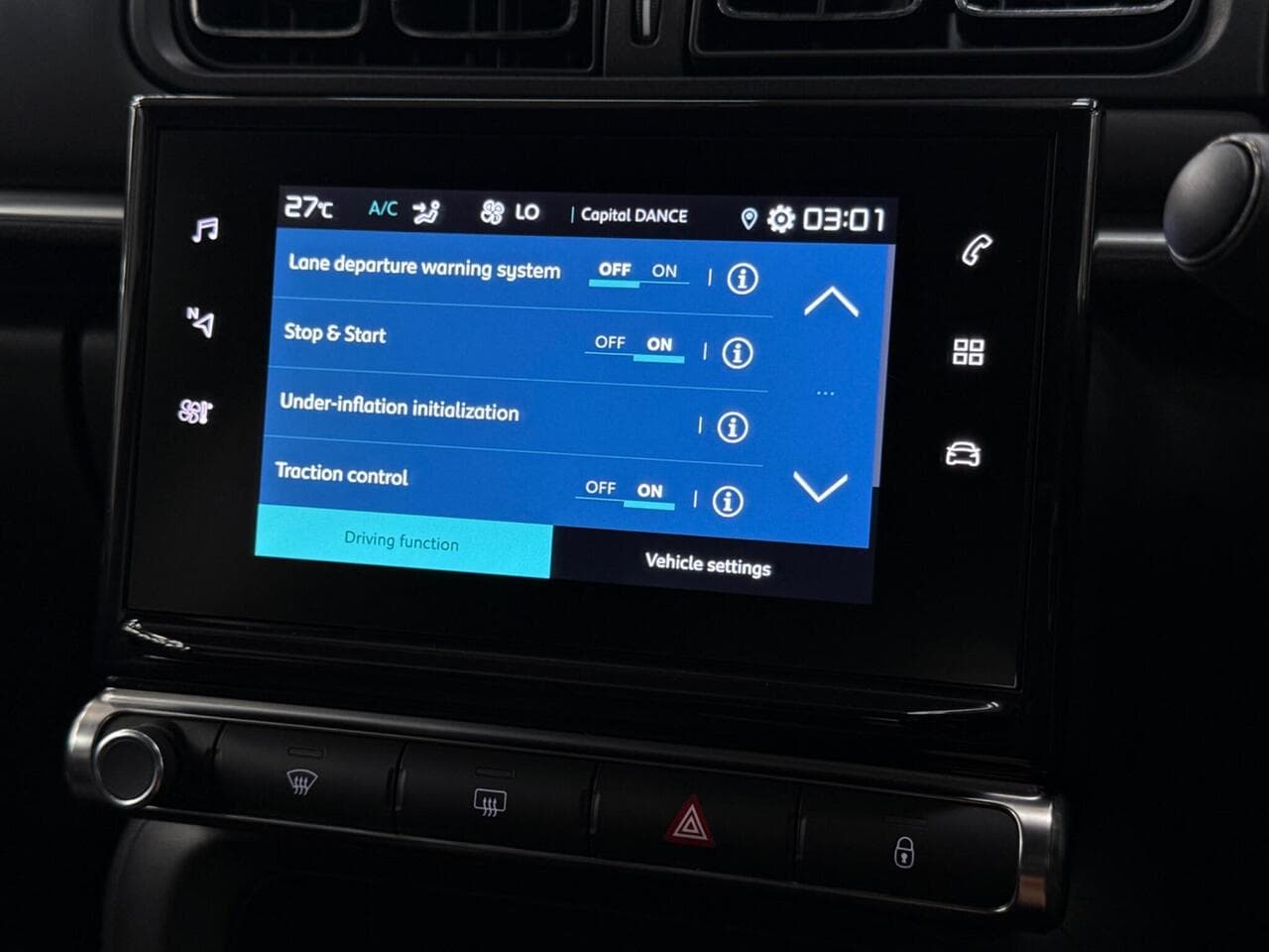 Citroen C3 thumbnail Infotainment System