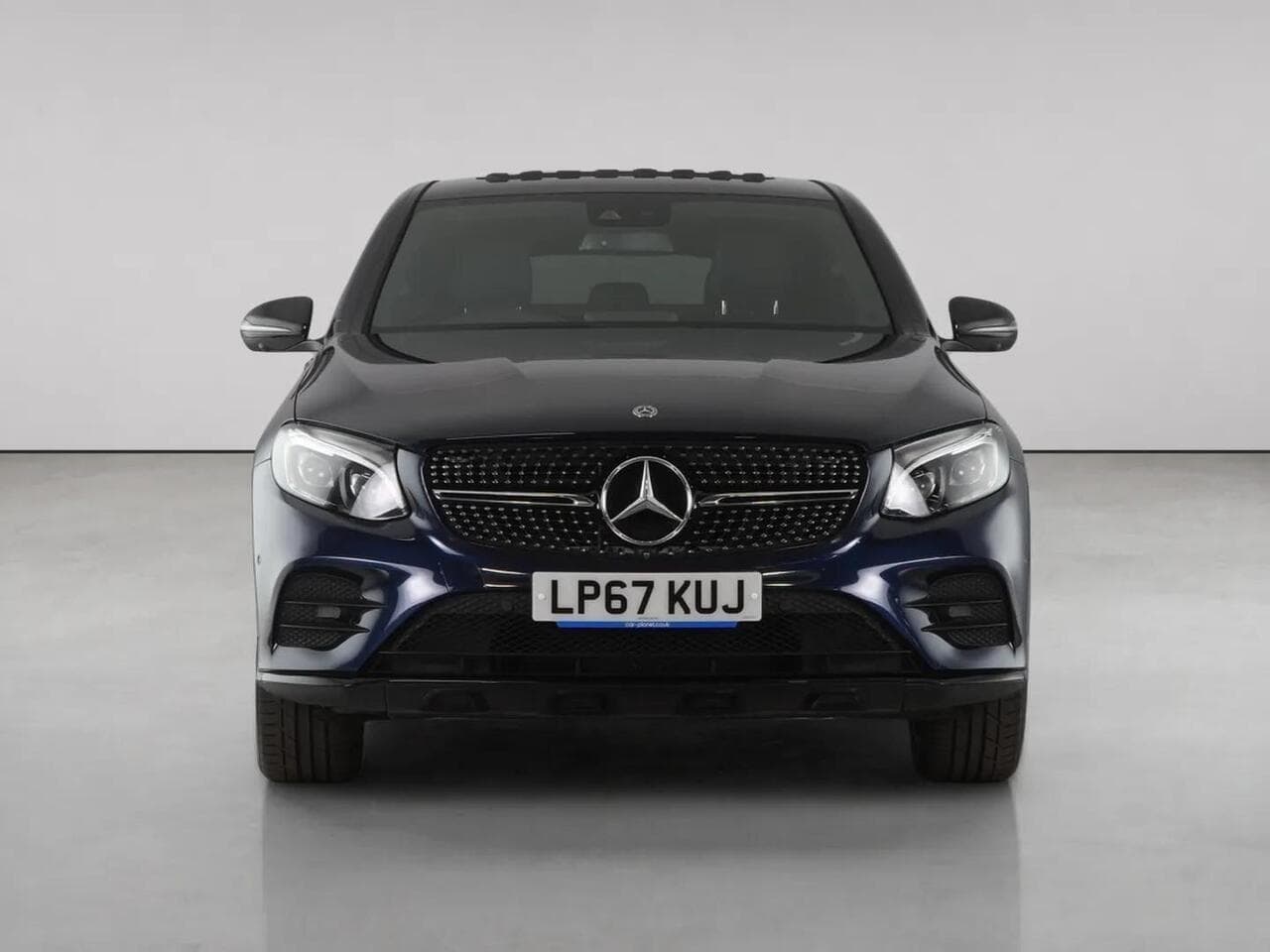 Mercedes-Benz GLC thumbnail Front