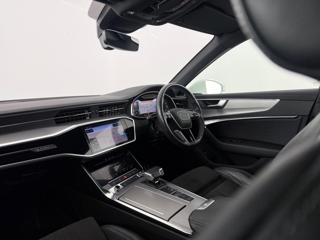 Audi A6 Saloon thumbnail Interior Front