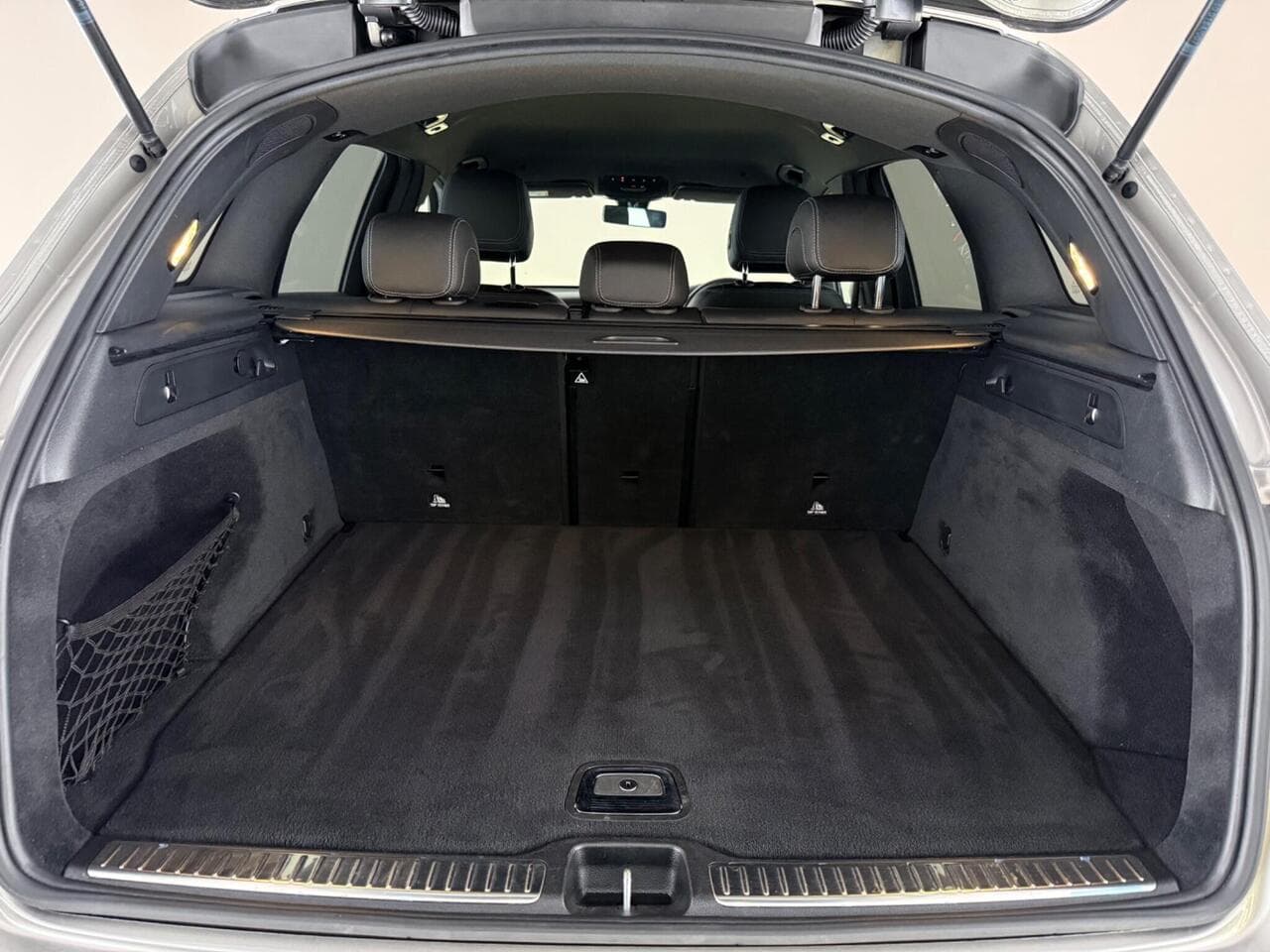 Mercedes-Benz GLC thumbnail Boot