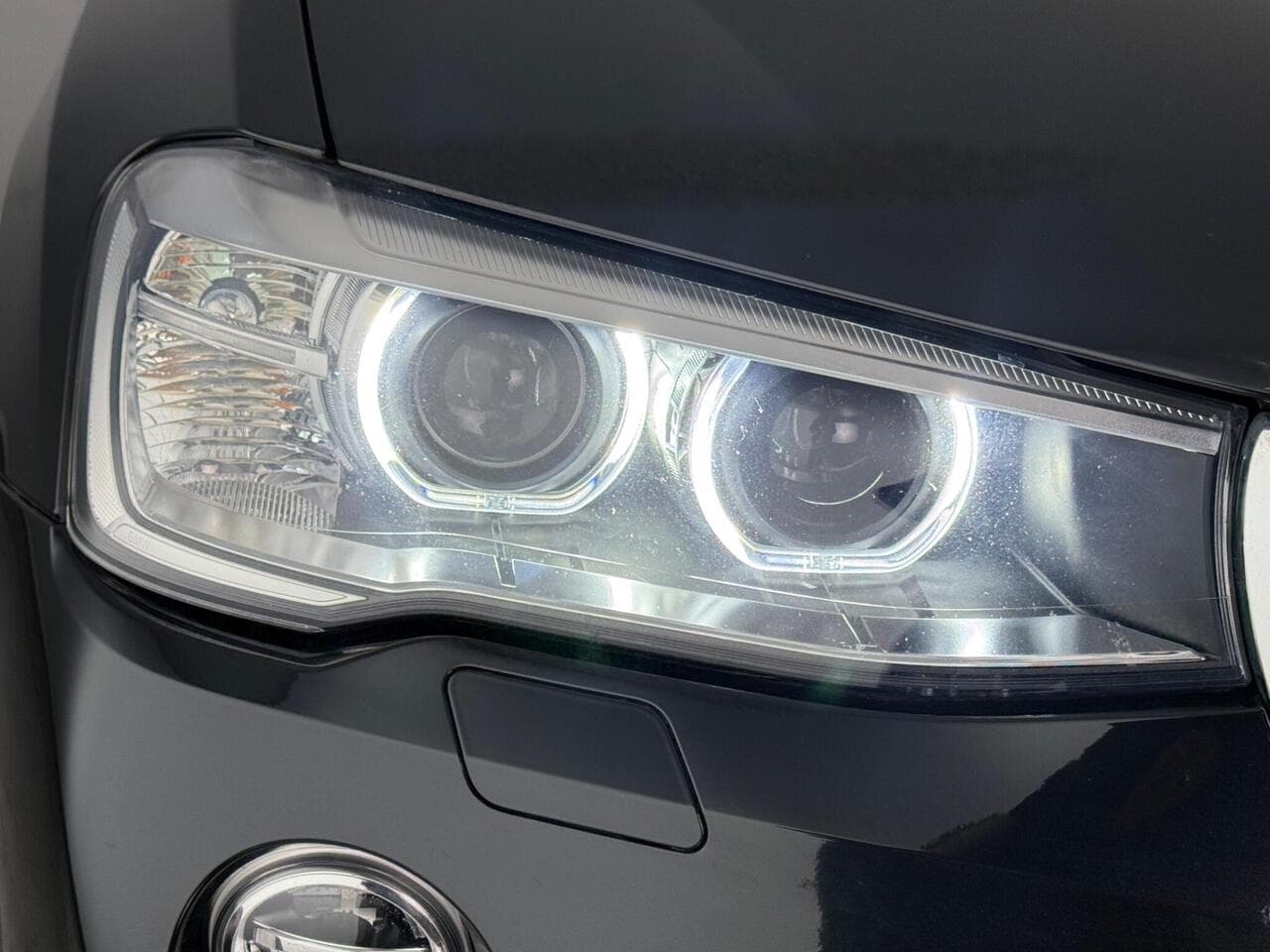 BMW X4 thumbnail Misc Controls