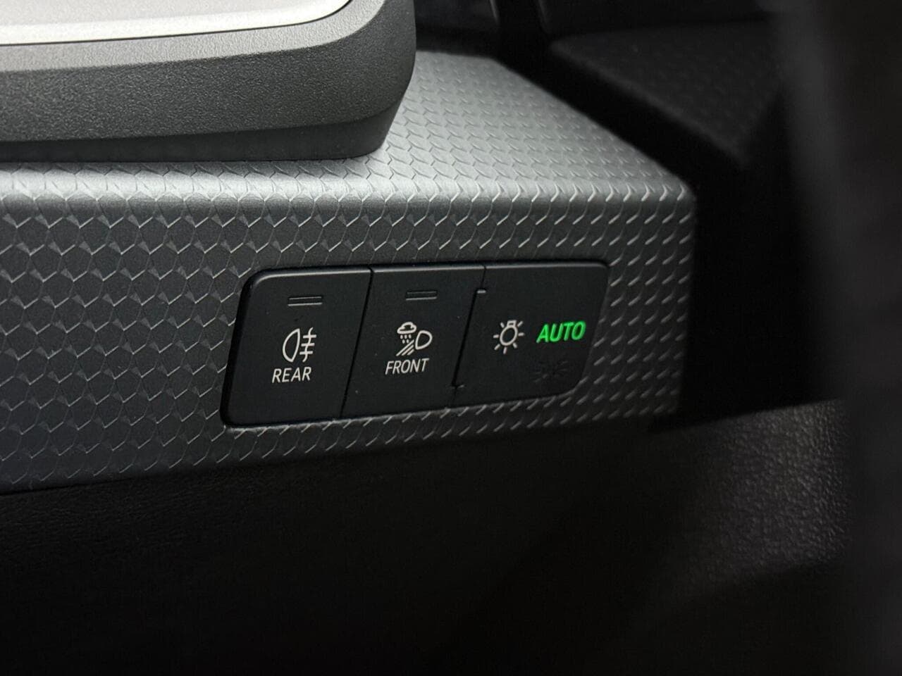 Audi A1 thumbnail Misc Controls
