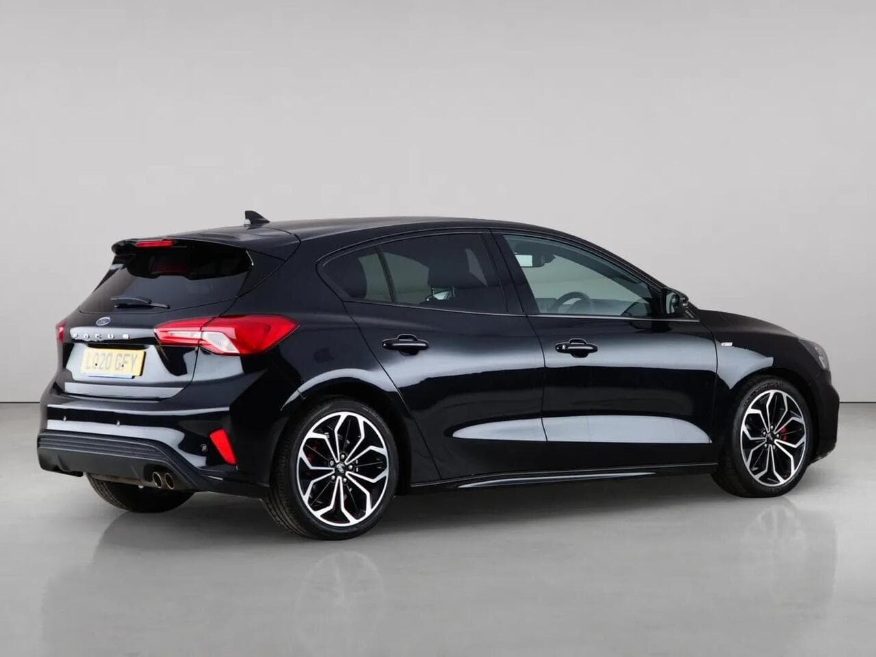Ford Focus thumbnail Side Right