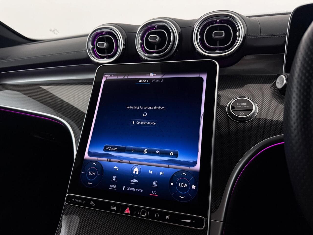 Mercedes-Benz C Class thumbnail Infotainment System