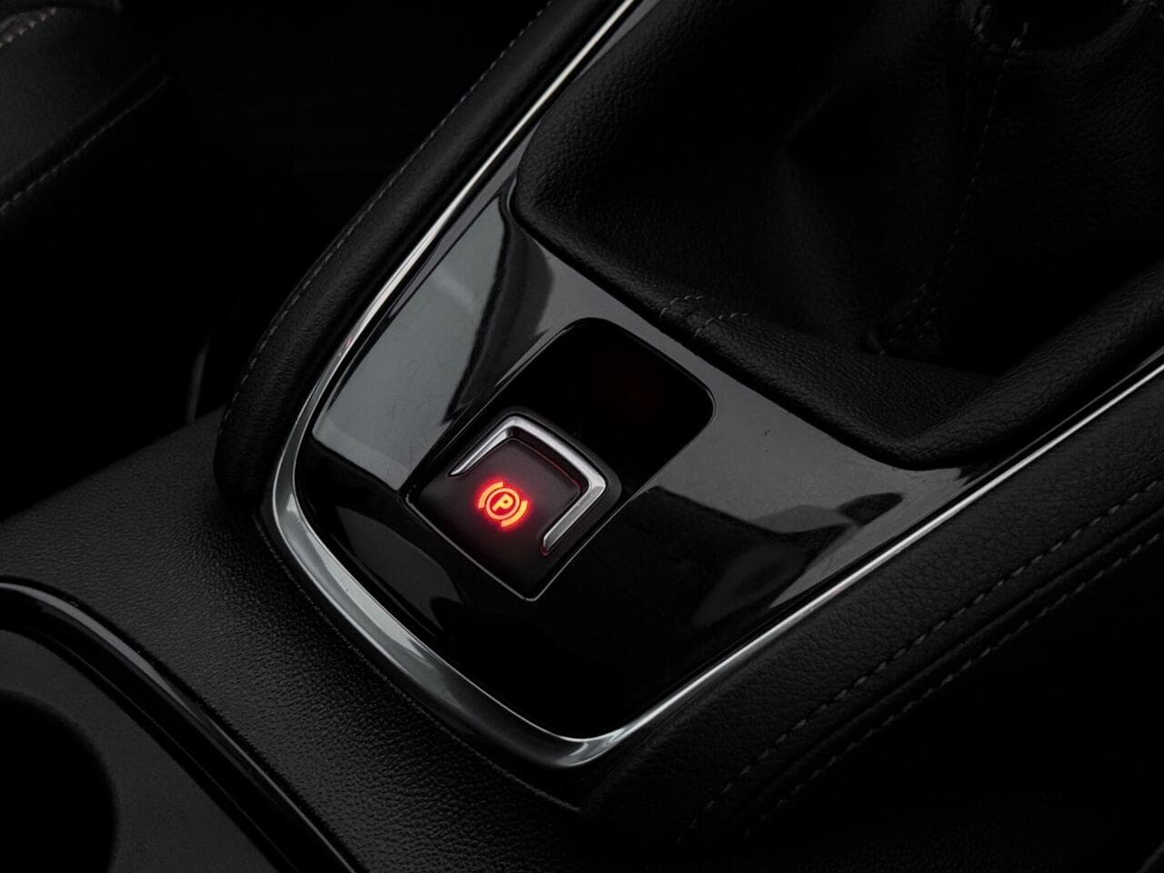 Vauxhall Grandland X thumbnail Misc Controls