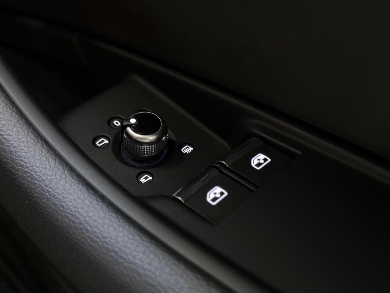 Audi A5 thumbnail Misc Controls