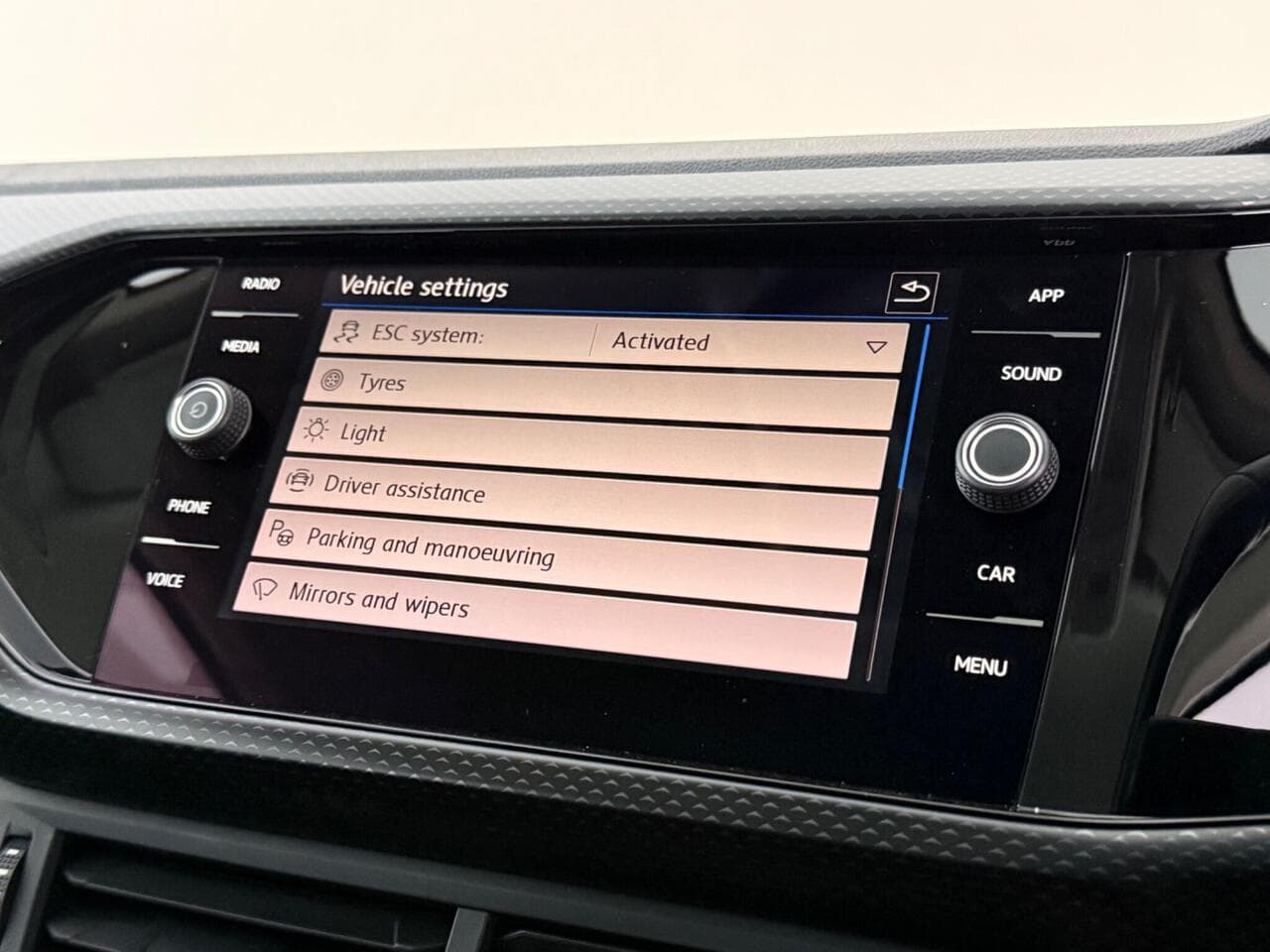 Volkswagen T-Cross thumbnail Infotainment System