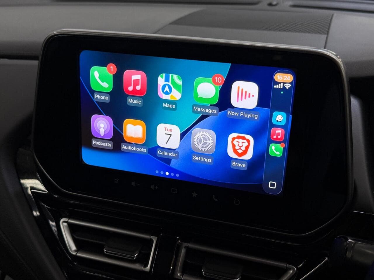 Suzuki S-Cross thumbnail Infotainment System