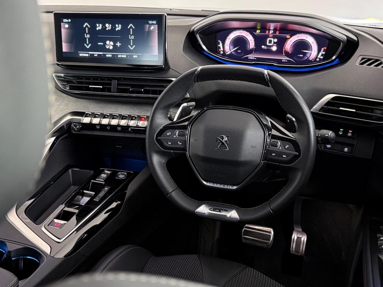 Peugeot 3008 thumbnail Steering Wheel
