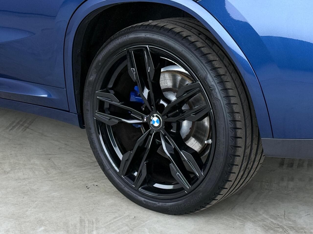 BMW X4 thumbnail Wheel