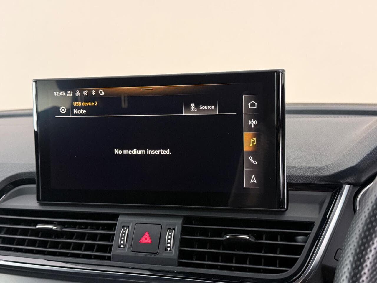 Audi Q5 thumbnail Infotainment System