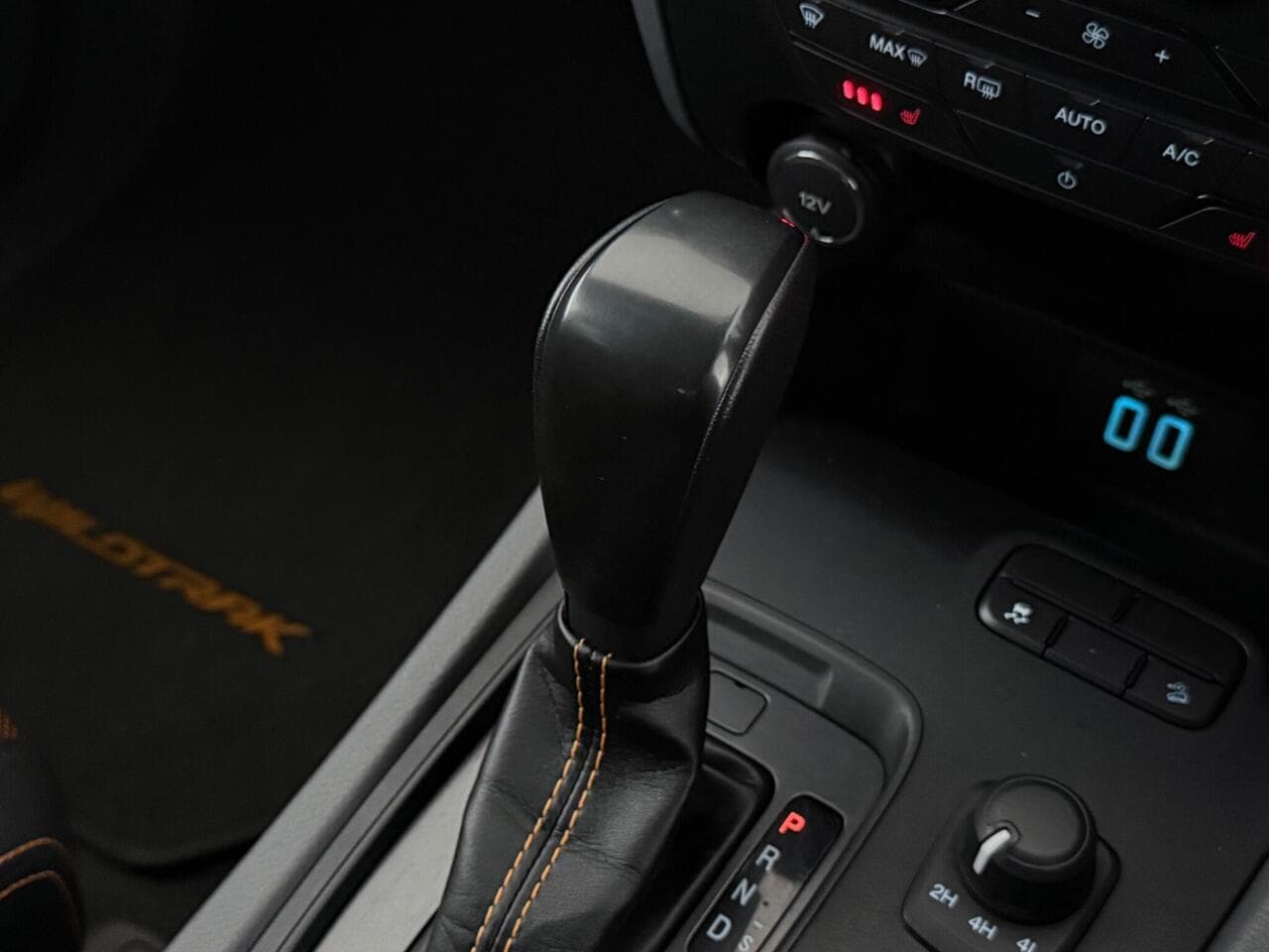 Ford Ranger thumbnail Interior Front