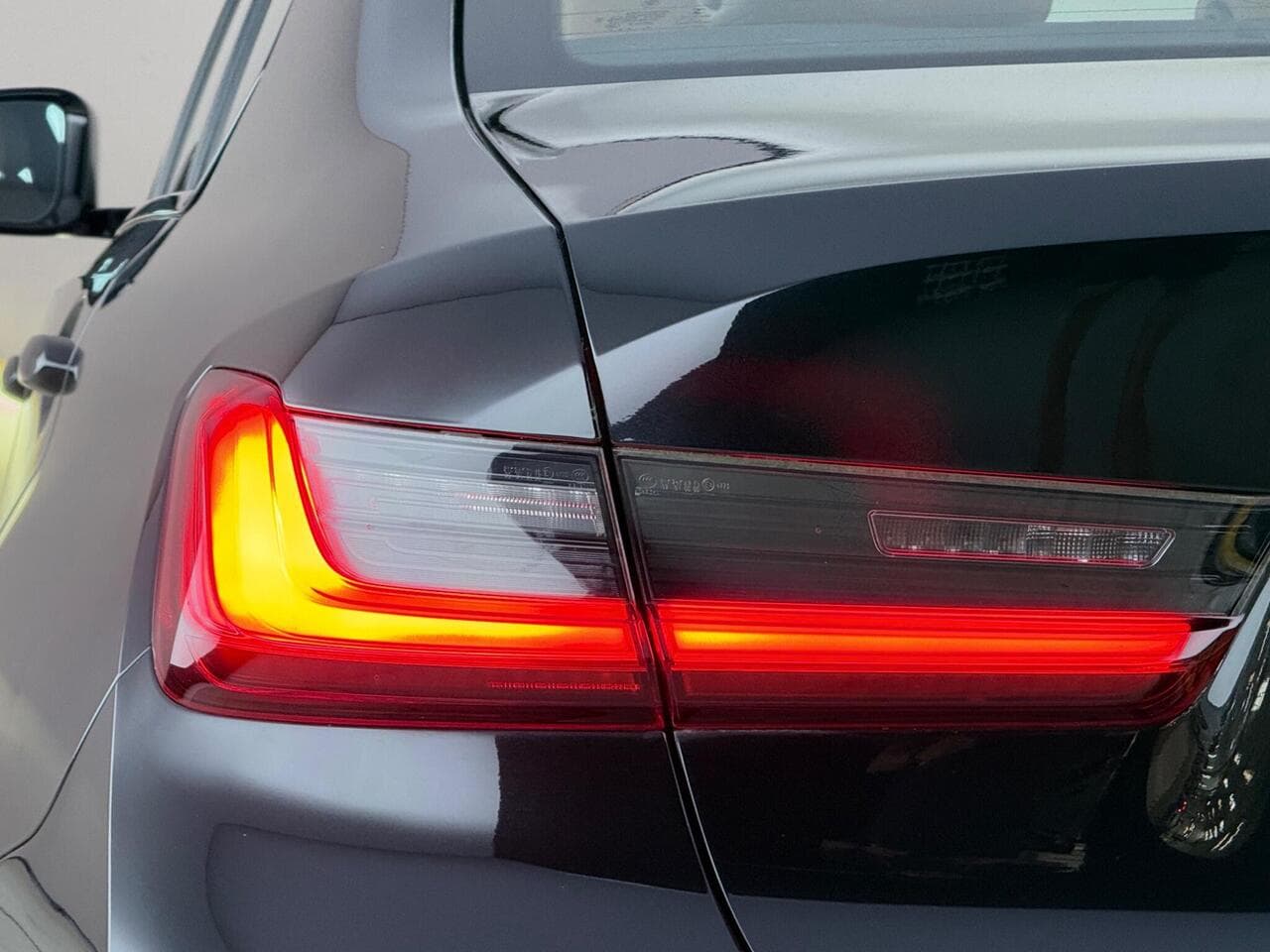 BMW 3 Series thumbnail Lights Rear