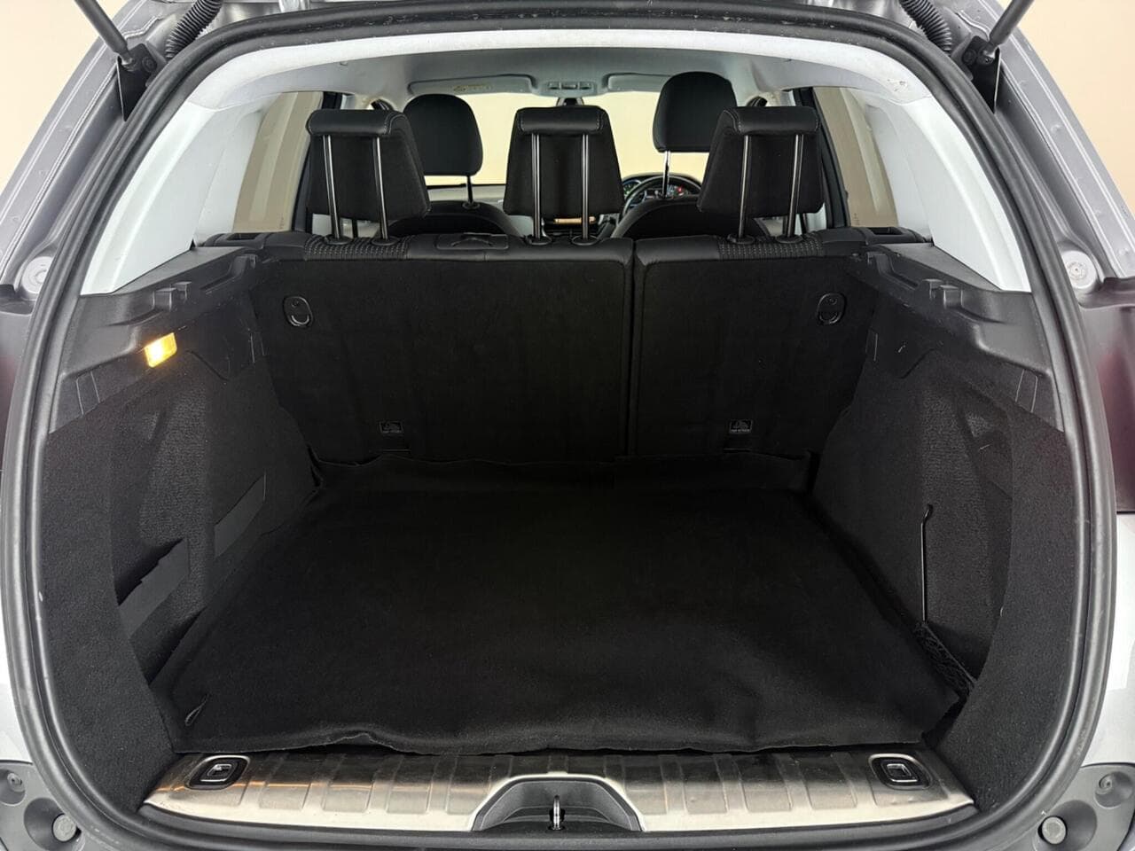 Peugeot 2008 thumbnail Boot