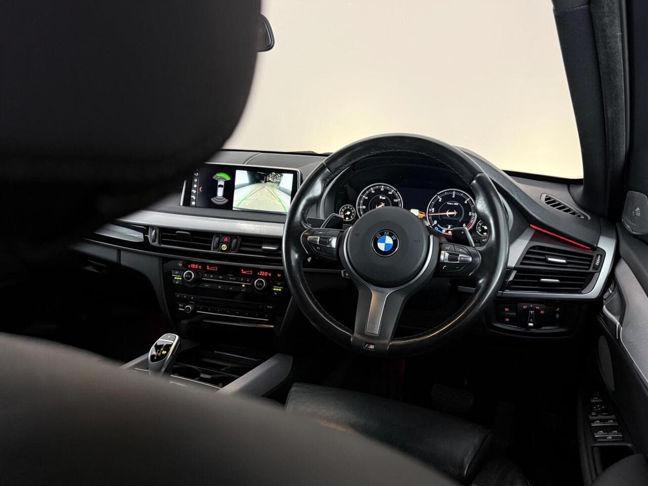 BMW X5 thumbnail Interior Front