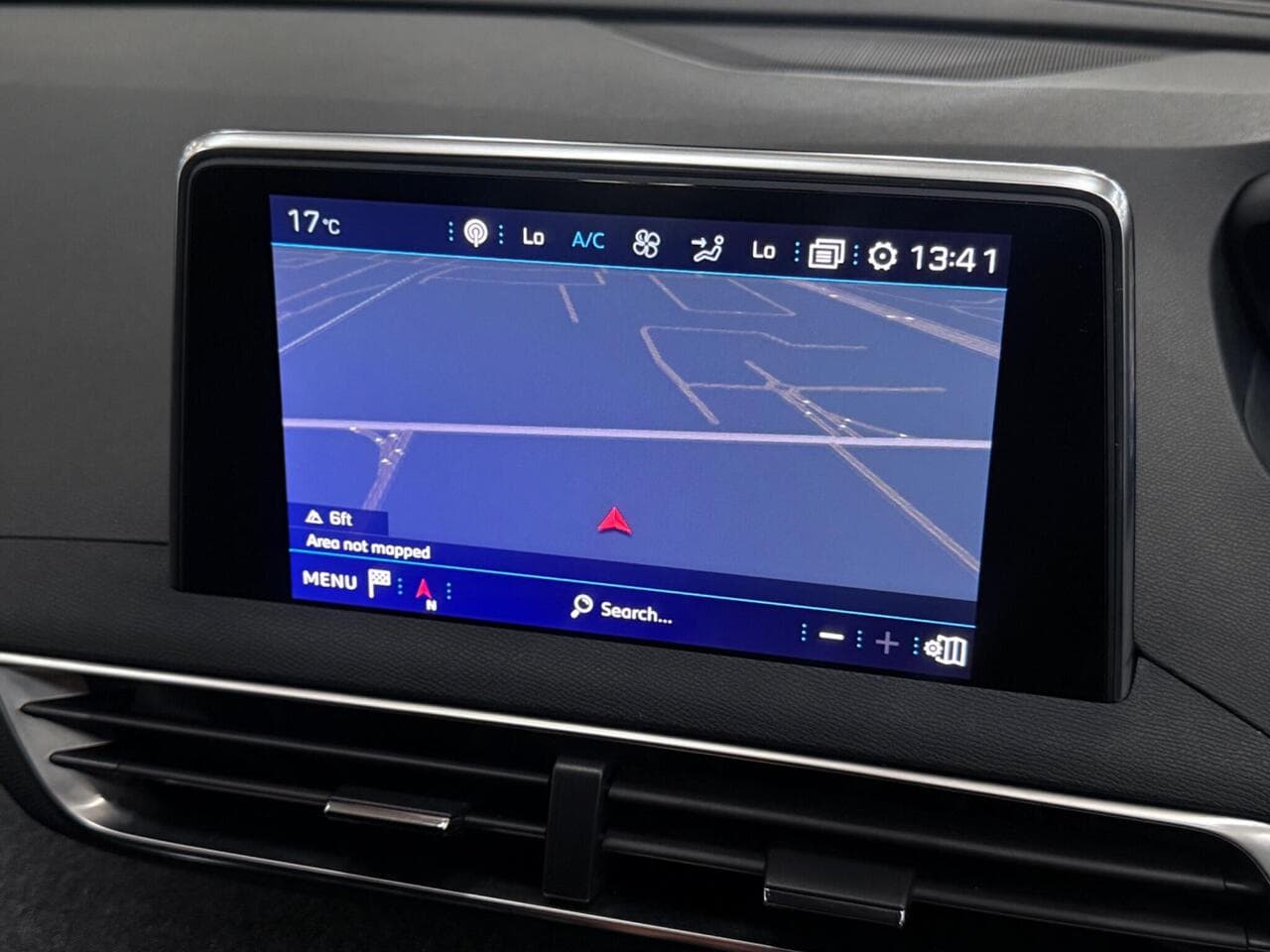 Peugeot 3008 thumbnail Infotainment System