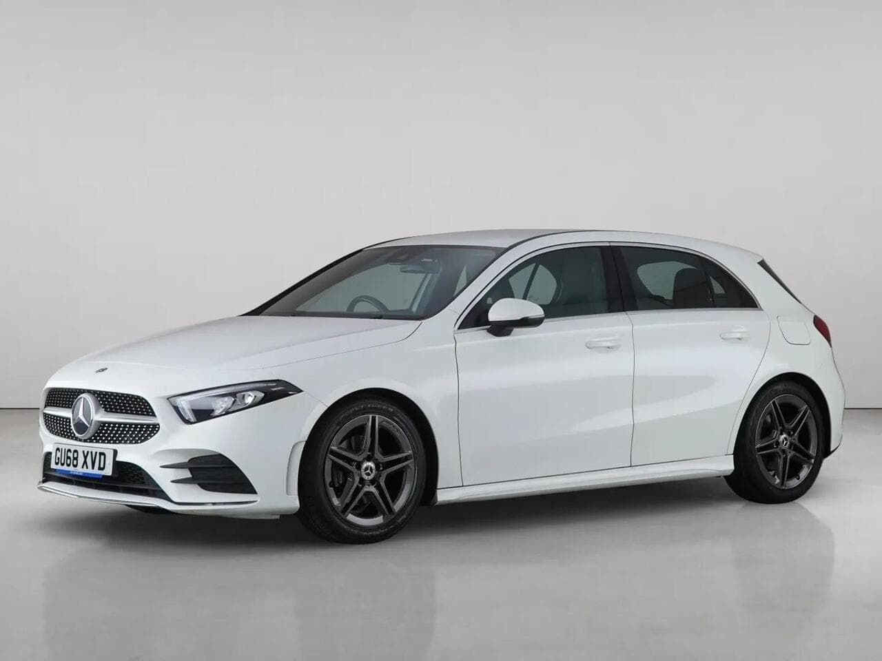 Mercedes-Benz A Class thumbnail Front Left