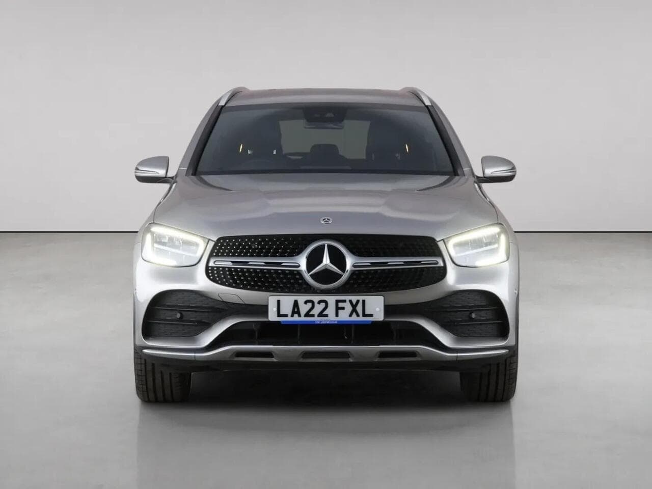 Mercedes-Benz GLC thumbnail Front