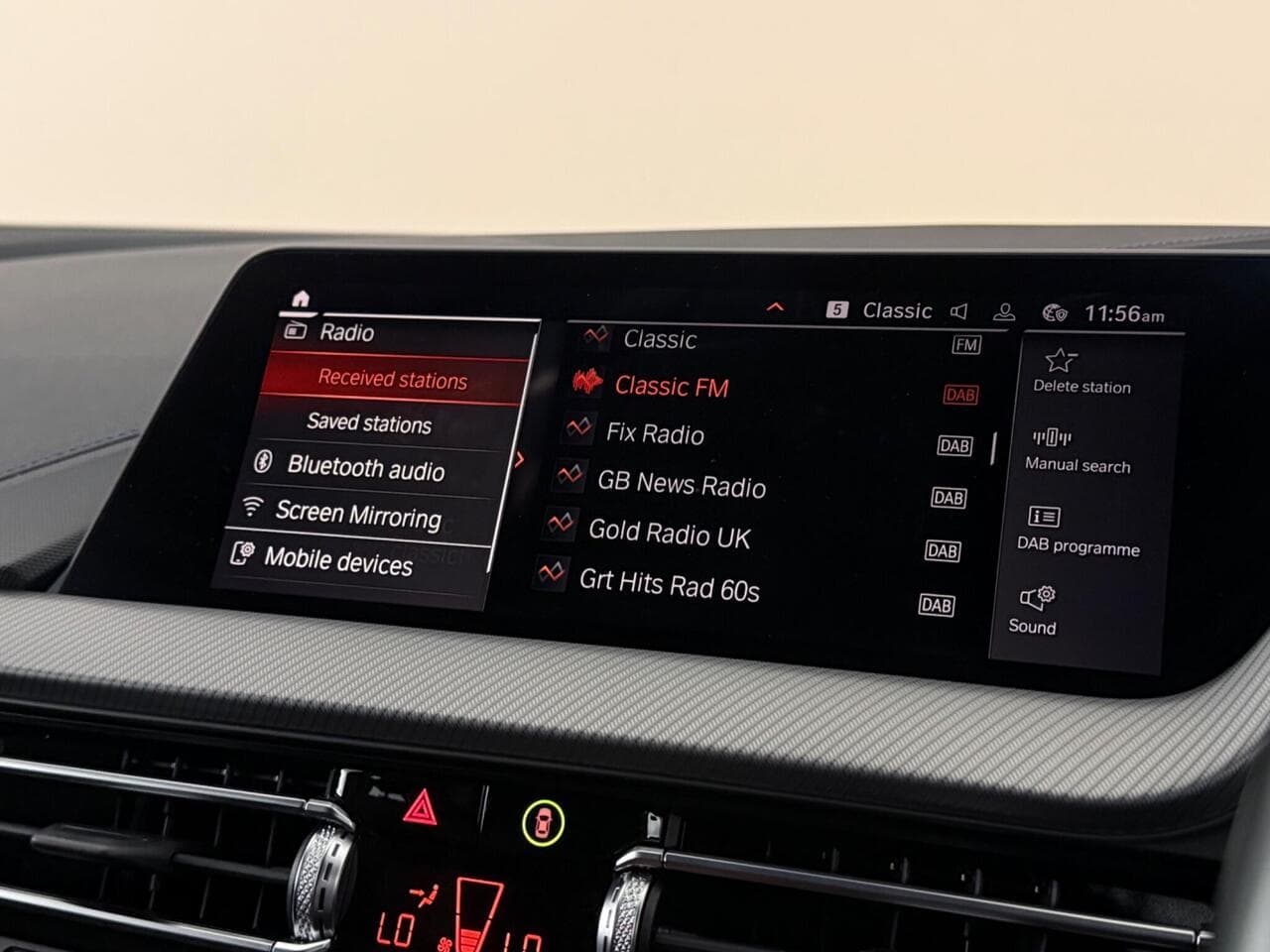 BMW 1 Series thumbnail Infotainment System