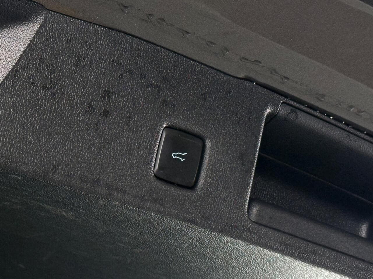 Ford Kuga thumbnail Misc Controls