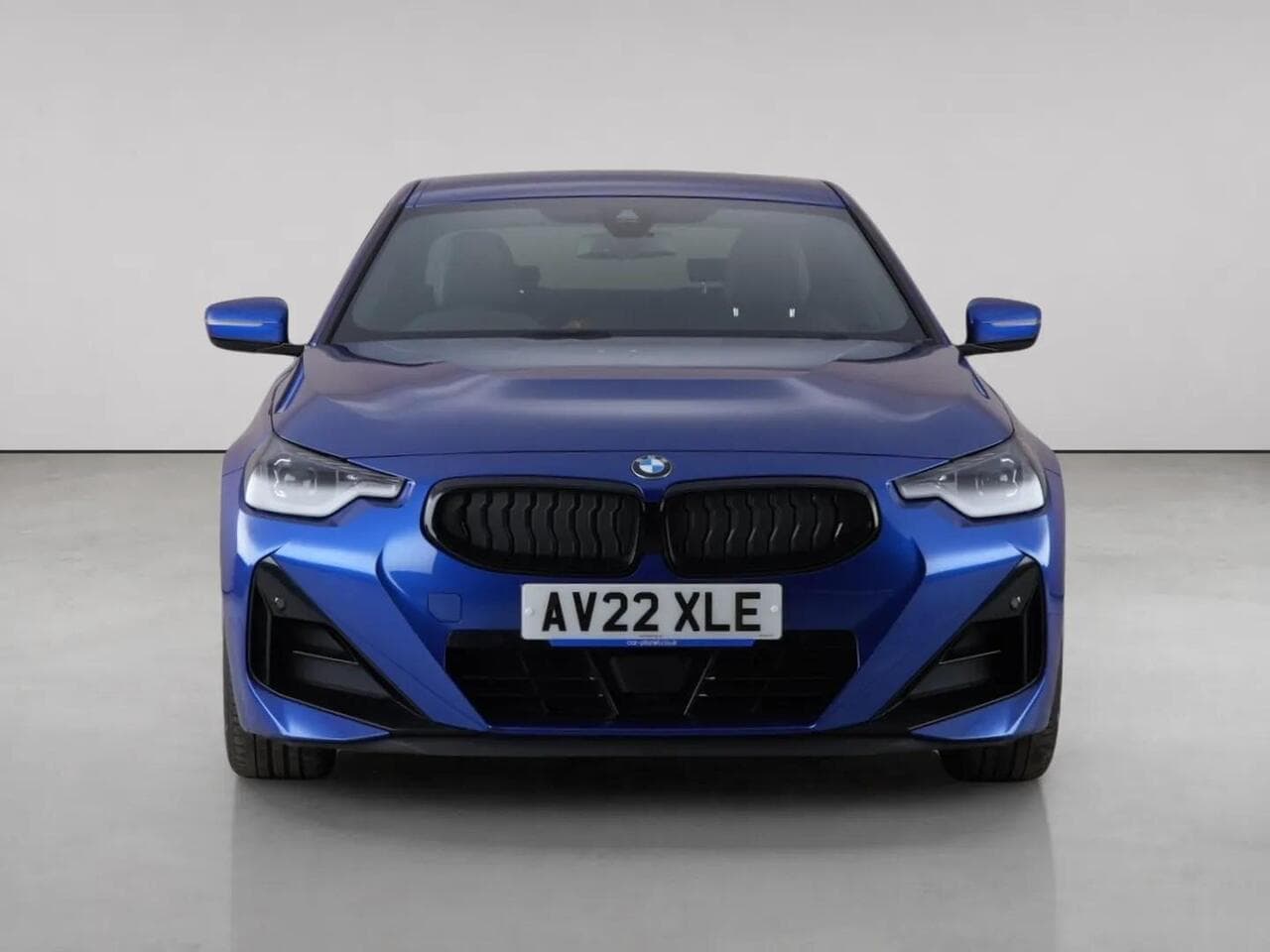 BMW 2 Series thumbnail Front