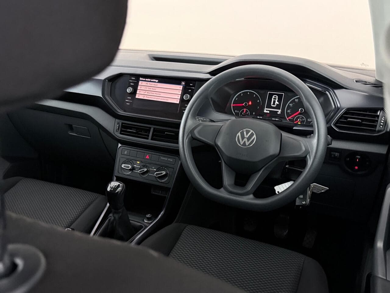 Volkswagen T-Cross thumbnail Interior Front