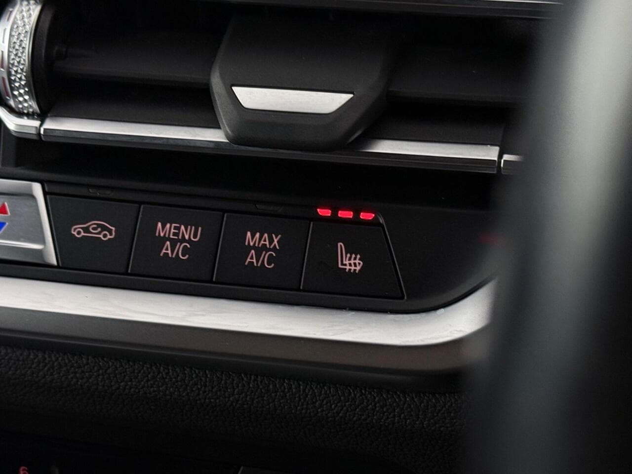 BMW 4 Series thumbnail Misc Controls