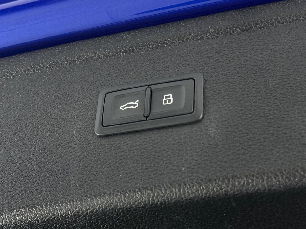 Audi Q5 thumbnail Misc Controls