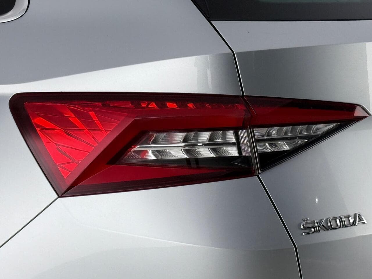 Skoda Kodiaq thumbnail Lights Rear