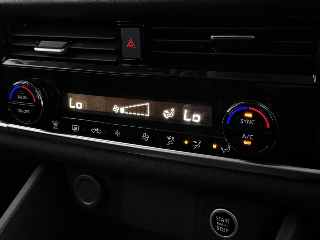 Nissan Qashqai thumbnail Misc Controls