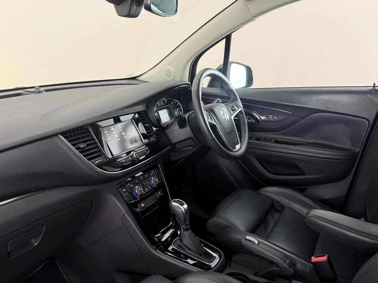 Vauxhall Mokka X thumbnail Interior Front